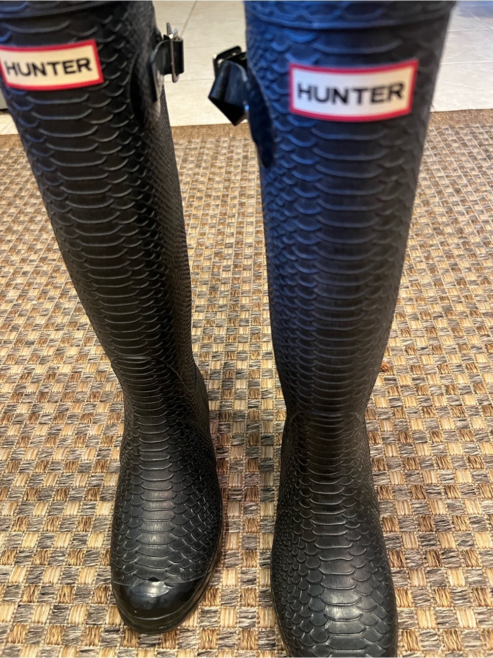 Hunter Tall Black Textured Rain Boots US 7